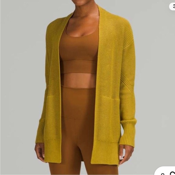 Lululemon Cashlu Sweater Wrap in Auric Gold chartreuse green cardigan XS/S - Picture 1 of 11